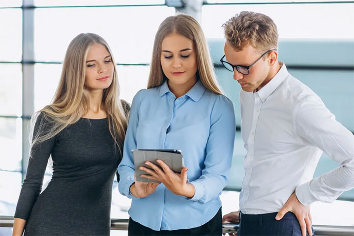 سیستم مدیریت اطلاعات کاریابی و نرم‌افزار CRM مؤسسه کاریابی