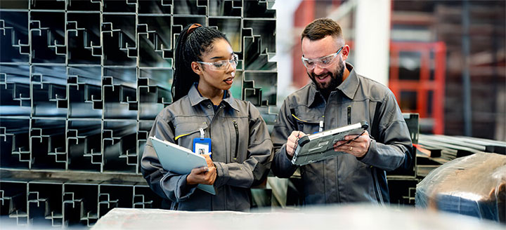 نقش ERP در داده‌محوری و کاهش سوگیری‌ها