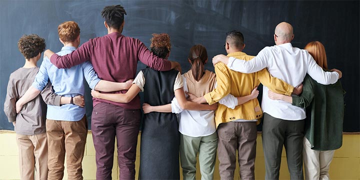 چگونه به‌صورت مؤثر شبکه سازی حرفه ای کنیم